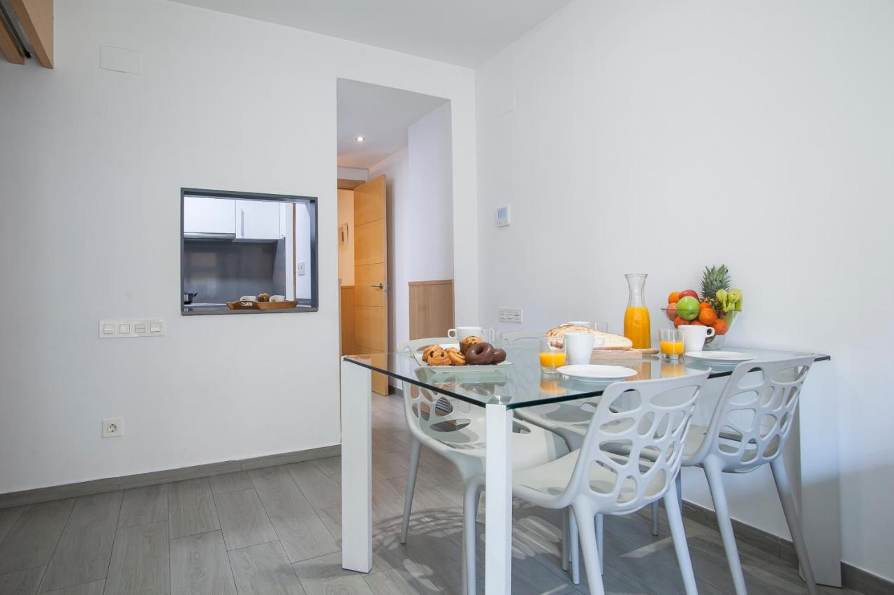 Bbarcelona Gaudi Flats Apartment ภายนอก รูปภาพ