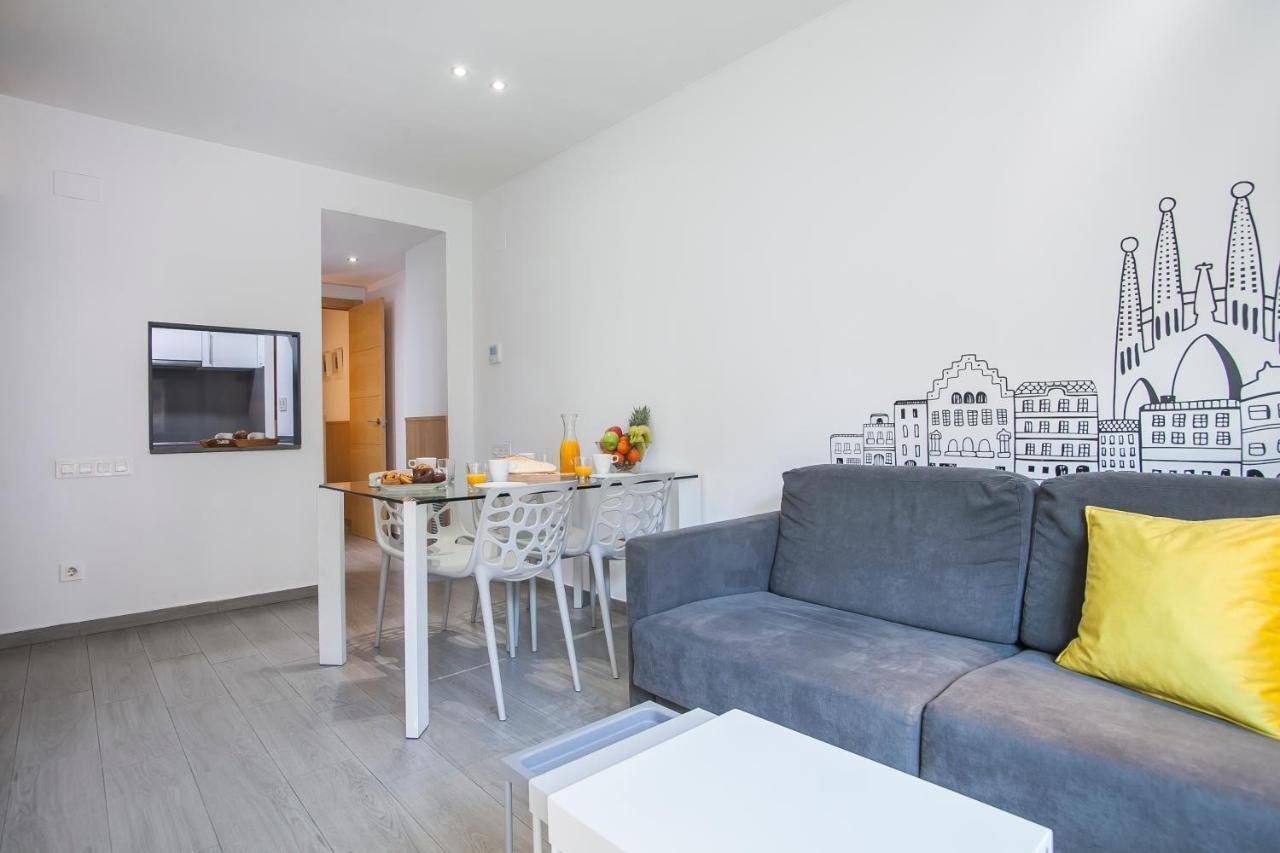 Bbarcelona Gaudi Flats Apartment ภายนอก รูปภาพ