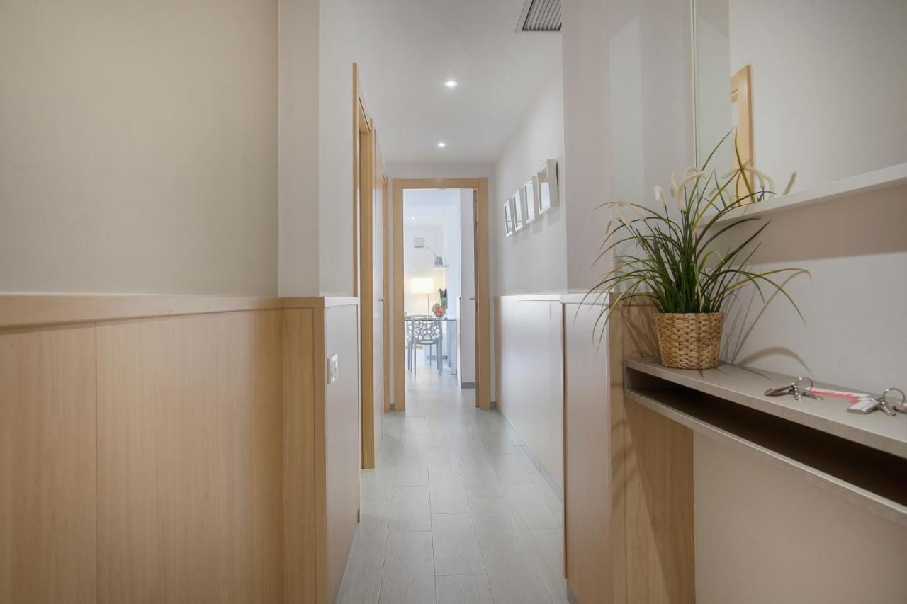 Bbarcelona Gaudi Flats Apartment ภายนอก รูปภาพ